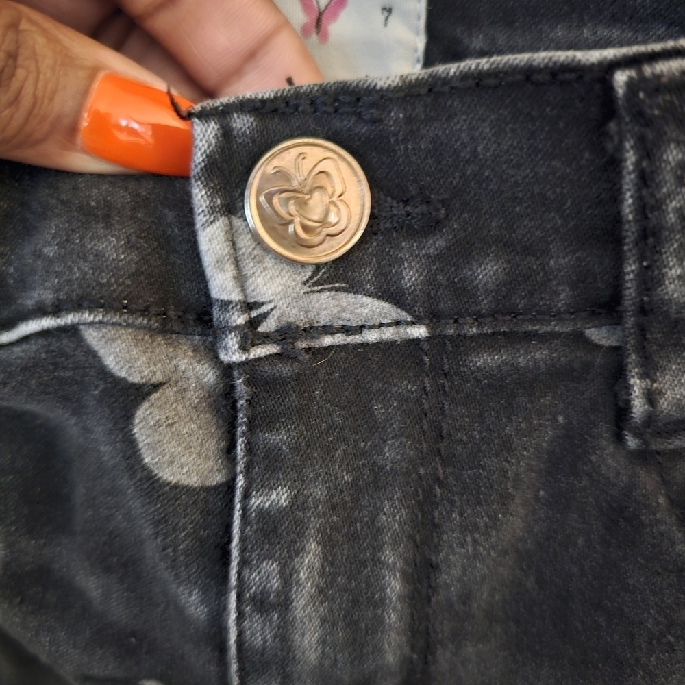 Beautees Black and Gray Stylish Butterfly Jeans - Picture 6 of 6